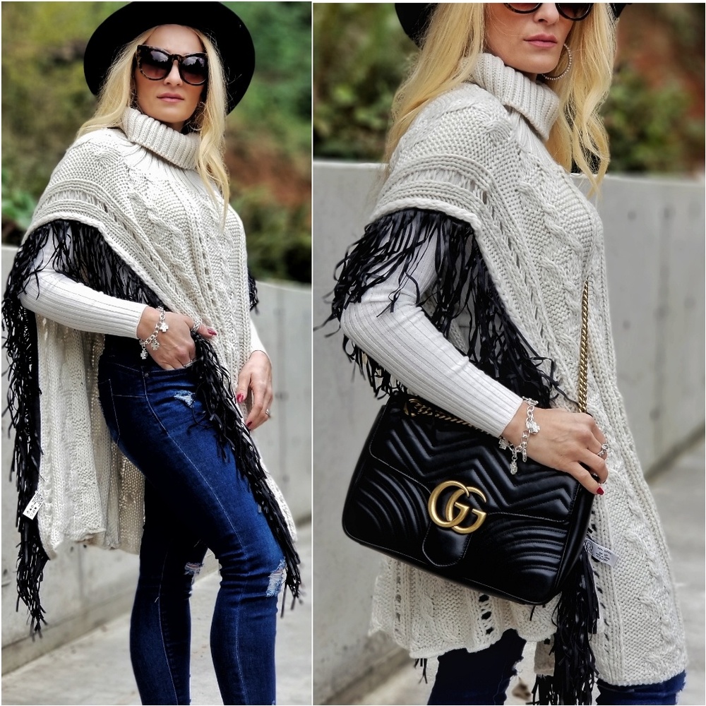 LENORA Sweater Poncho - Picture 3 of 5